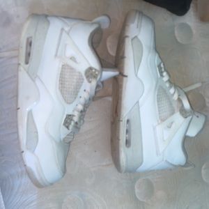 Oreo 4s size 10 slightly used!